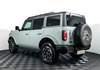 Подержанный автомобиль Ford Bronco 2022 года (7 фото)