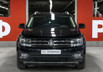 Подержанный автомобиль Volkswagen Teramont 2018 года (2 фото)