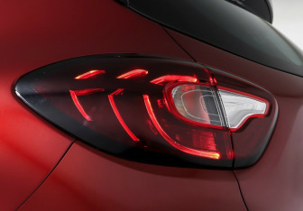 Подержанный автомобиль Renault Kaptur 2020 года (8 фото)