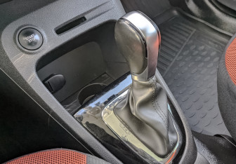 Подержанный автомобиль Renault Kaptur 2017 года (24 фото)