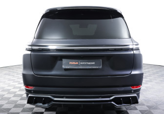 Подержанный автомобиль LiXiang L9 2023 года (6 фото)