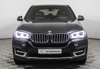 Подержанный автомобиль BMW X5 2016 года (2 фото)