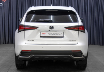 Подержанный автомобиль Lexus NX 2018 года (6 фото)