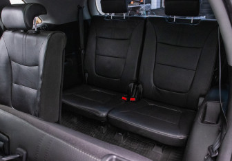 Подержанный автомобиль Kia Sorento 2011 года (12 фото)