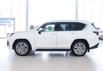 Новый Lexus LX 2025 (8 фото)