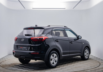 Подержанный автомобиль Hyundai Creta 2019 года (5 фото)