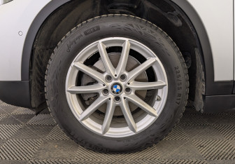 Подержанный автомобиль BMW X1 2020 года (12 фото)