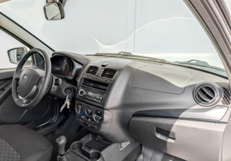 Подержанный автомобиль LADA (ВАЗ) Granta Sedan 2023 года (11 фото)