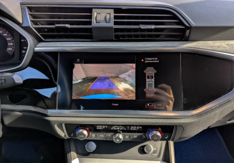 Подержанный автомобиль Audi Q3 2019 года (30 фото)