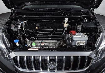 Подержанный автомобиль Suzuki SX4 Hatchback 2017 года (7 фото)