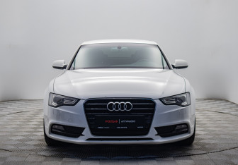 Подержанный автомобиль Audi A5 Liftback 2012 года (8 фото)