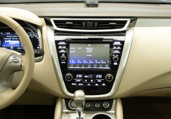 Подержанный автомобиль Nissan Murano Suv 2017 года (20 фото)