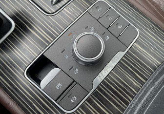 Подержанный автомобиль Haval H9 2022 года (18 фото)