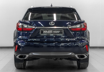 Подержанный автомобиль Lexus RX 2017 года (6 фото)