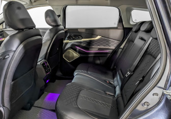 Подержанный автомобиль Exeed TXL 2023 года (12 фото)