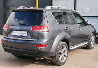Подержанный автомобиль Citroen C-Crosser 2008 года (5 фото)