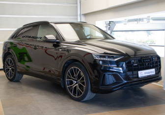 Подержанный автомобиль Audi Q8 2019 года (3 фото)