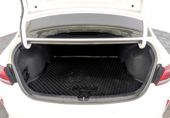 Подержанный автомобиль Kia Rio Sedan 2021 года (10 фото)