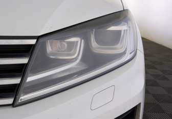 Подержанный автомобиль Volkswagen Touareg 2016 года (11 фото)
