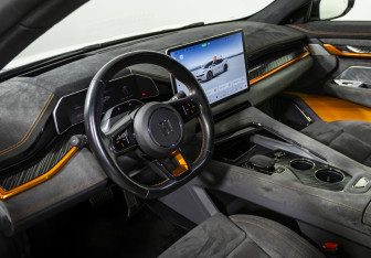 Подержанный автомобиль Zeekr 001 2023 года (10 фото)