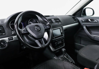 Подержанный автомобиль Skoda Yeti 2017 года (7 фото)