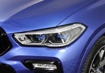 Подержанный автомобиль BMW X6 2020 года (7 фото)