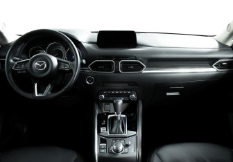 Подержанный автомобиль Mazda CX-5 2019 года (11 фото)