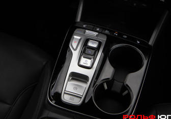 Подержанный автомобиль Hyundai Tucson 2022 года (18 фото)