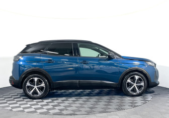 Подержанный автомобиль Peugeot 3008 2021 года (4 фото)
