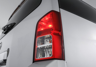 Подержанный автомобиль Nissan Pathfinder 2010 года (23 фото)