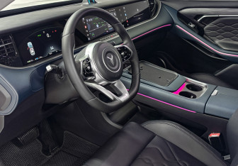 Подержанный автомобиль Voyah Free 2023 года (15 фото)