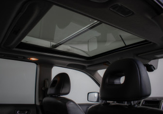 Подержанный автомобиль Nissan X-Trail 2013 года (14 фото)