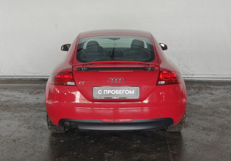Подержанный автомобиль Audi TT Coupe 2007 года (6 фото)