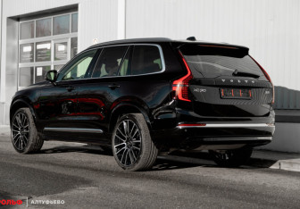 Новый Volvo XC90 2025 (3 фото)