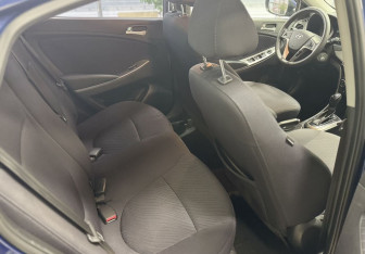 Подержанный автомобиль Hyundai Solaris Sedan 2015 года (12 фото)