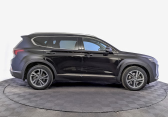 Подержанный автомобиль Hyundai Santa Fe 2019 года (4 фото)