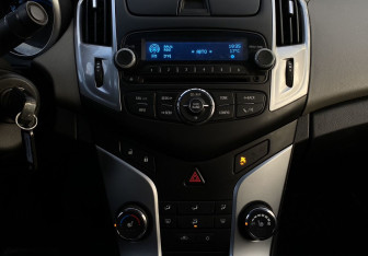 Подержанный автомобиль Chevrolet Cruze Sedan 2013 года (18 фото)