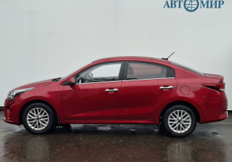 Подержанный автомобиль Kia Rio Sedan 2021 года (8 фото)