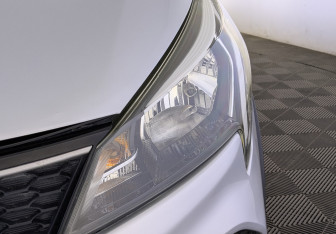 Подержанный автомобиль Kia Rio Hatchback 2021 года (10 фото)