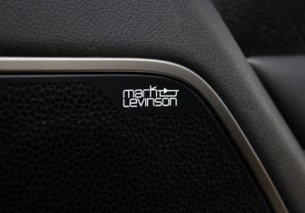 Подержанный автомобиль Lexus ES 2021 года (16 фото)