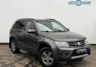 Подержанный автомобиль Suzuki Grand Vitara 2013 года (3 фото)