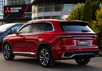 Подержанный автомобиль Geely Monjaro 2021 года (24 фото)