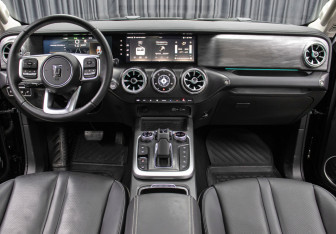 Подержанный автомобиль Tank 300 2023 года (14 фото)