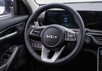 Подержанный автомобиль Kia Seltos 2024 года (15 фото)