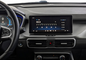 Подержанный автомобиль Geely Coolray 2022 года (17 фото)