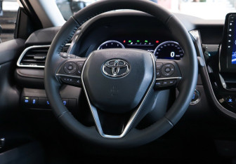 Новый Toyota Camry Sedan 2025 (15 фото)