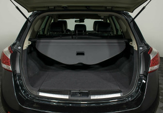 Подержанный автомобиль Nissan Murano Suv 2015 года (18 фото)