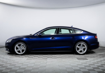 Подержанный автомобиль Audi A5 Liftback 2018 года (8 фото)