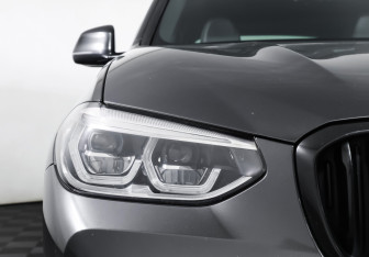 Подержанный автомобиль BMW X3 2018 года (25 фото)