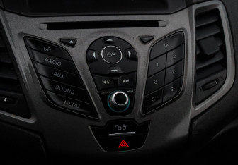 Подержанный автомобиль Ford Fiesta Sedan 2016 года (14 фото)